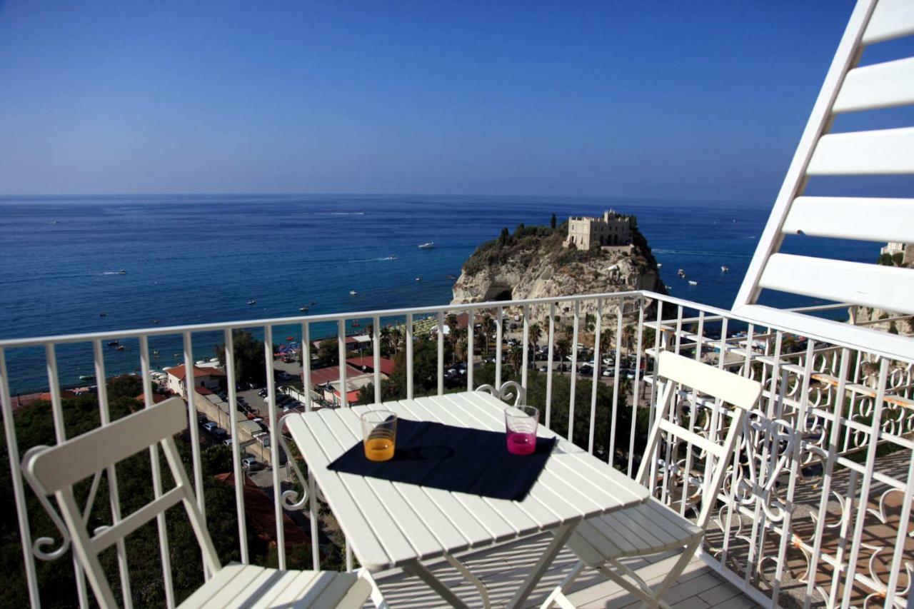 Aparthotel Le Tolde Del Corallone Tropea Exterior foto