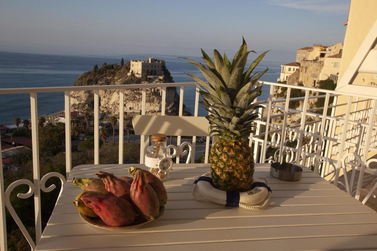 Le Tolde Del Corallone Tropea Exterior foto
